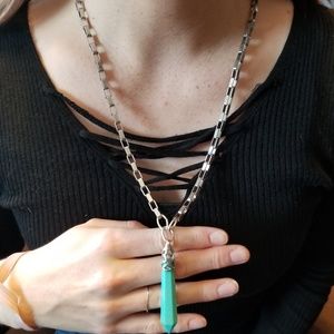 Turquoise like pendant necklace